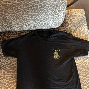 Men’s vans t shirt size medium